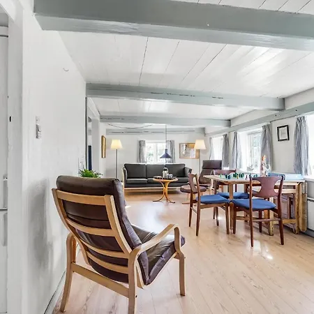 1 Bedroom Amazing In Casa de Férias Højer