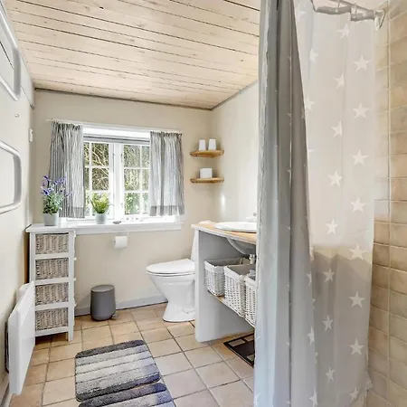 Amazing In With 1 Bedroom And Wifi Сasa de vacaciones *